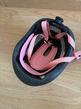 Casco infantil rosa Decathlon