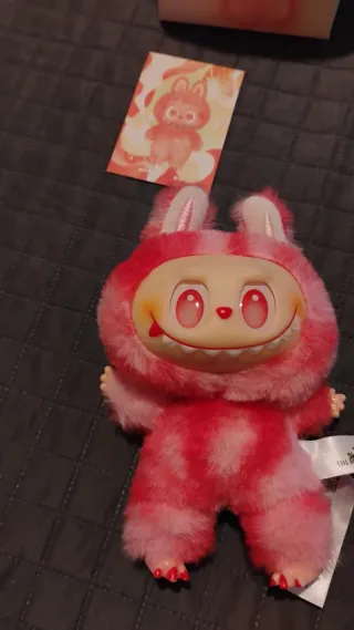 Muñeco Labubu Pop Mart