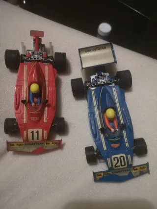 Coches Scalextric Ferrari B3 Rojo 11 y Azul 20