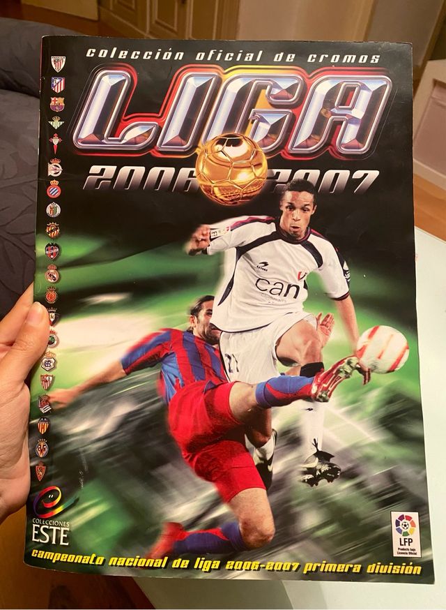 Álbum y cromos fútbol Liga 2006/2007