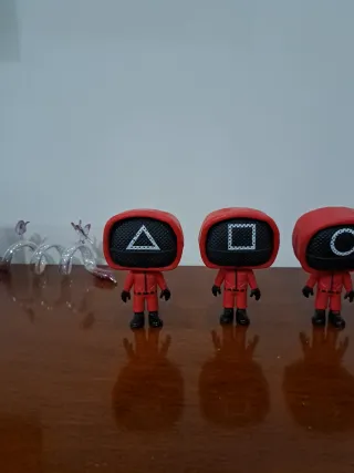 Statuette in gomma stile Squid Game