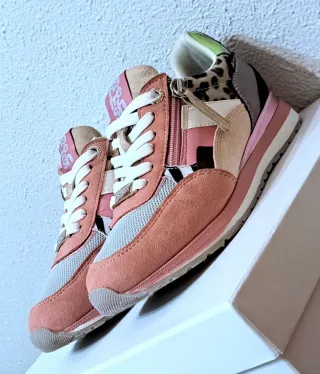 Sneakers Watermelon 
Zapatillas de temporada 2025