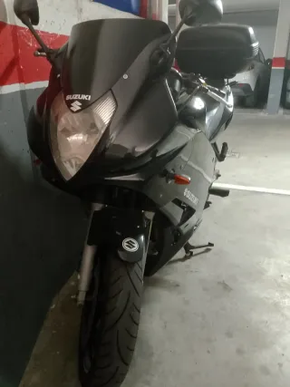Suzuki GS 500F