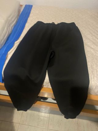 Pantalones chándal negros Talla L