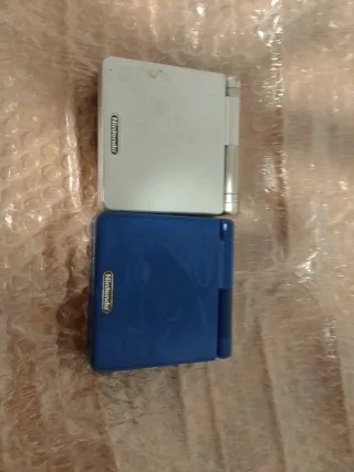 Nintendo Game Boy Advance SP Azul y Blanco