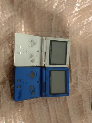 Nintendo Game Boy Advance SP Azul y Blanco