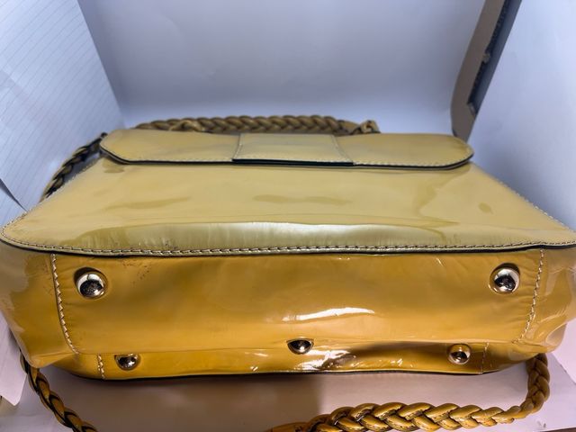 Borsa Valentino Garavani Historie Gialla