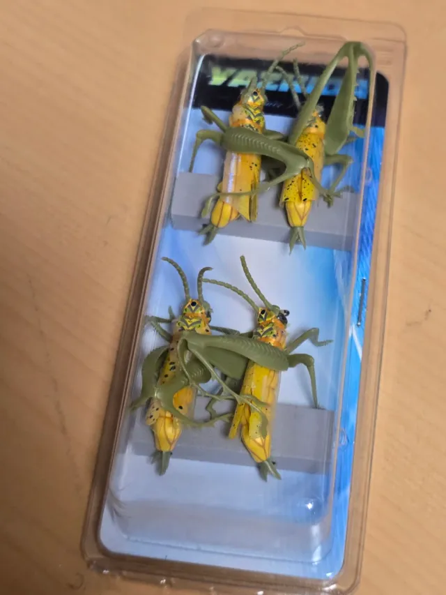 Señuelos Pesca Saltamontes (Pack 4)