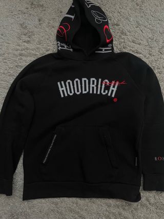 Sudadera con capucha Hoodrich Negra