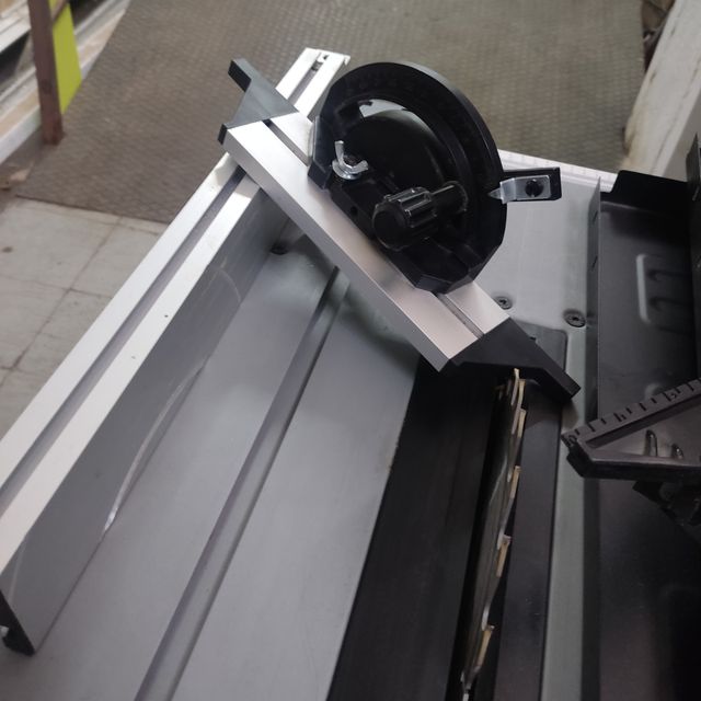 Sierra Circular de Mesa PowerPlus POWX07595