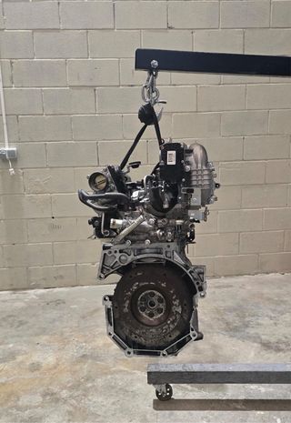 Motor Nissan RH12