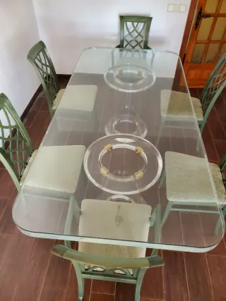 Mesa de comedor metacrilato+cristal, pies metacril