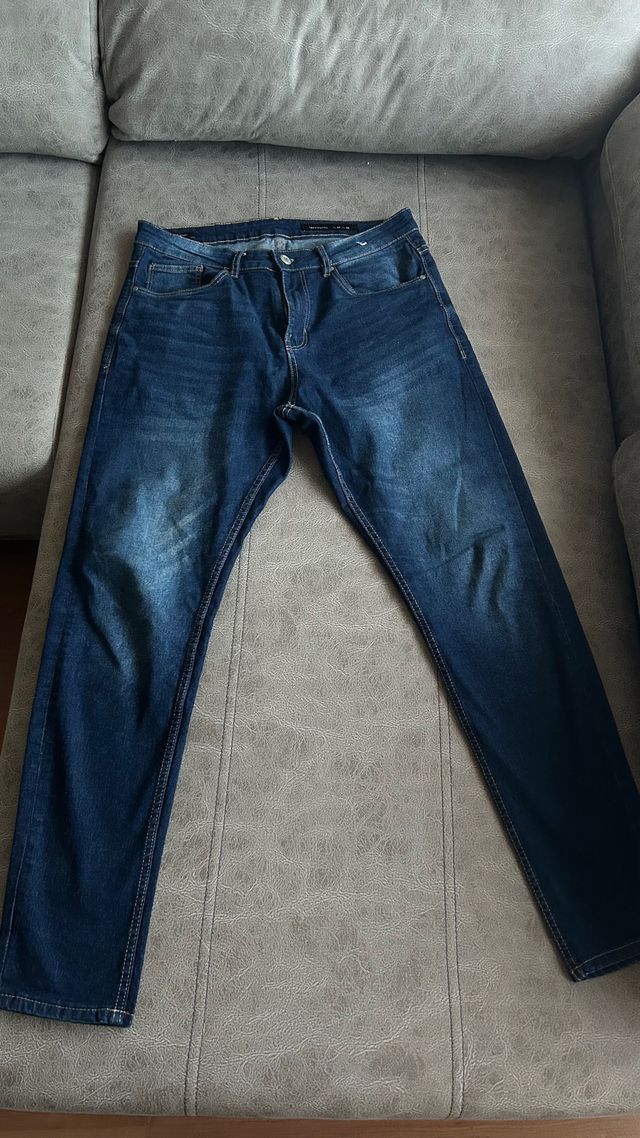 Pantalón hombre skinny azul