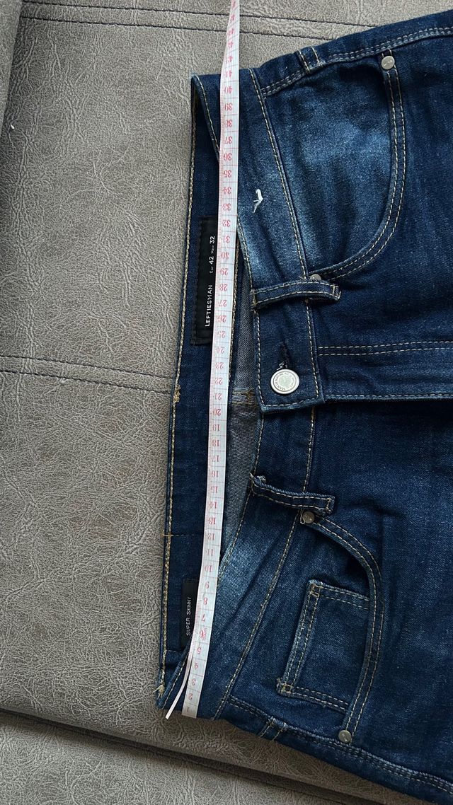 Pantalón hombre skinny azul