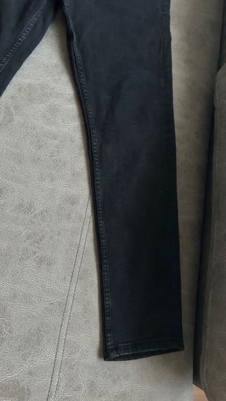 Pantalón vaquero hombre negro