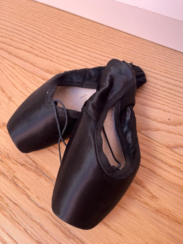 Zapatillas de ballet punta negras Remeto talla 36