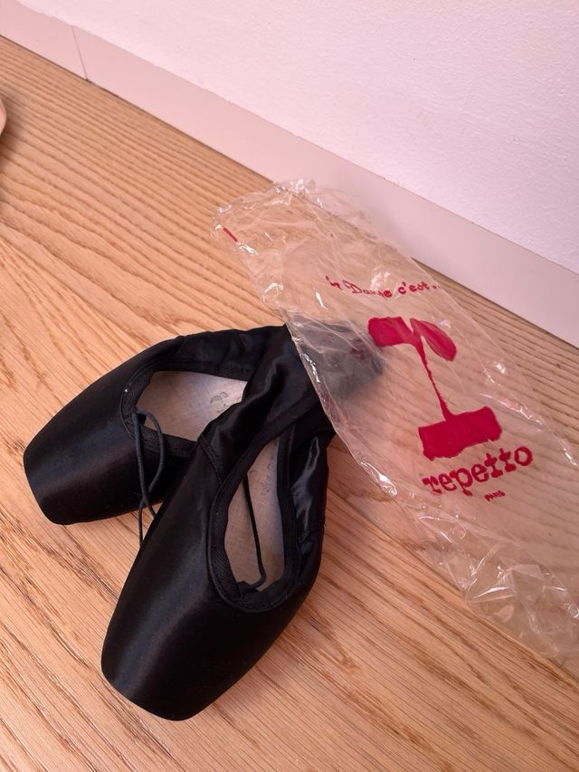 Zapatillas de ballet punta negras Remeto talla 36