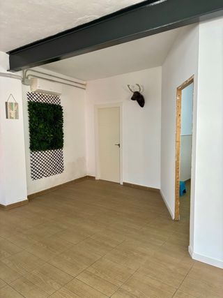 Local comercial recién reformado