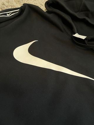 Sudadera Nike Negra con Logo