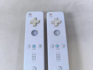 2 Mandos Wii Nintendo.