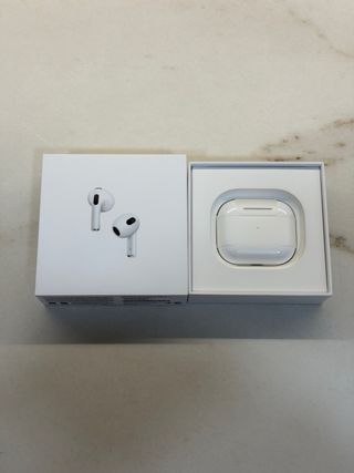 AirPods 3a Generación - Caja de carga MagSafe