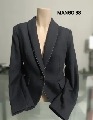 MANGO Blazer  Talla 38 Negra Americana 