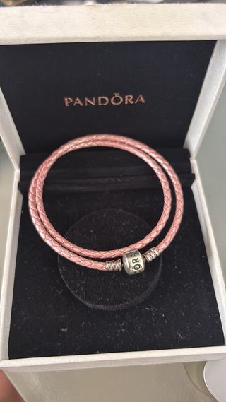 Pulsera Pandora Cuero Rosa Doble. Excelente estado