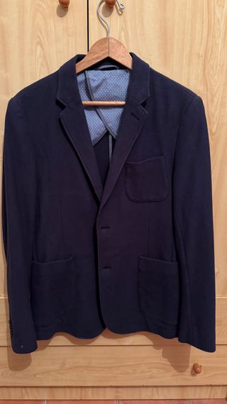 Americana de punto azul