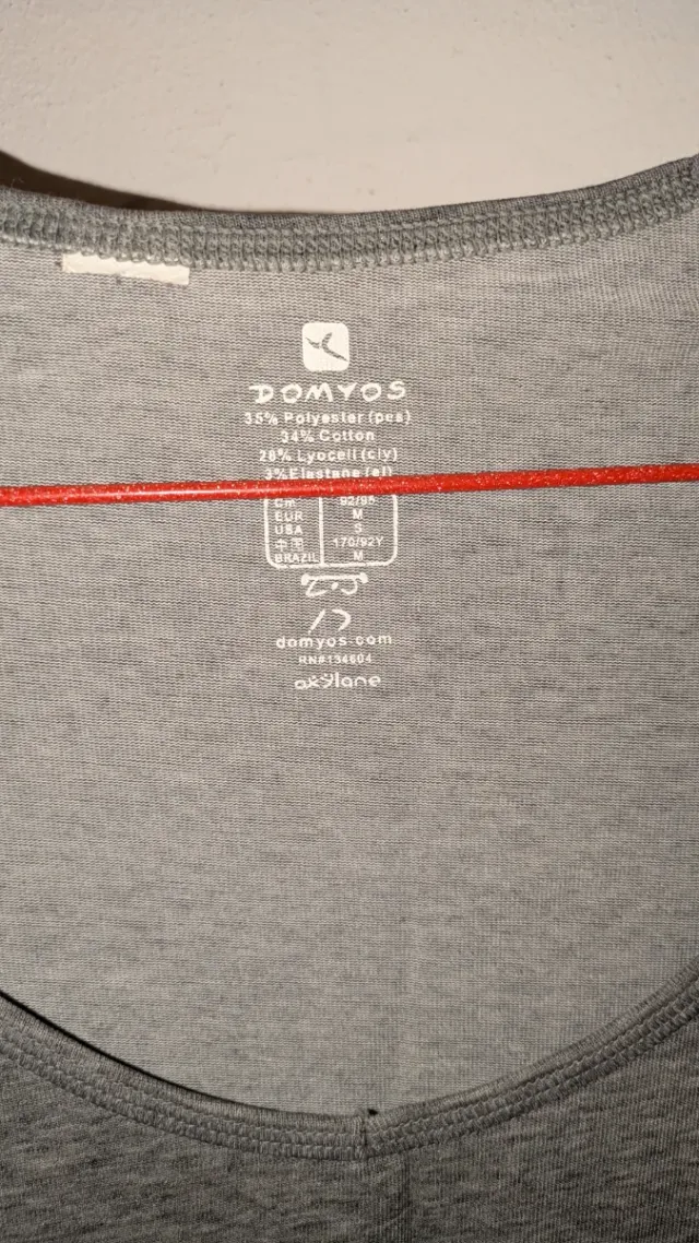 Camiseta gris Domyos