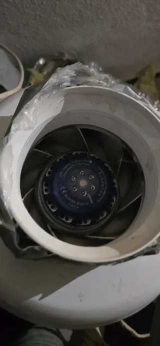 Extractor de aire interior