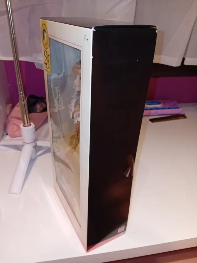 Barbie Princess of Holland DOTW