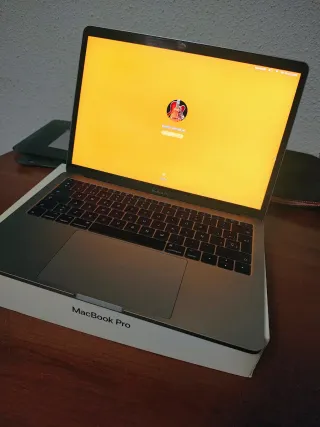 MacBook Pro 2017 Gris Espacial
