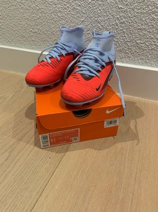 Botas Fútbol Nike Phantom Niño Talla 33