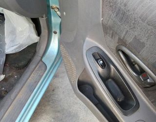 Mando elevalunas delantero hyundai accent 5271521