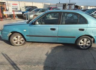 Mando elevalunas delantero hyundai accent 5271521