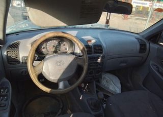 Mando elevalunas delantero hyundai accent 5271521
