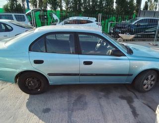 Mando elevalunas delantero hyundai accent 5271521