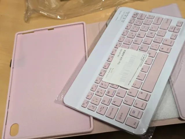 Teclado Bluetooth con Panel Táctil Rosa