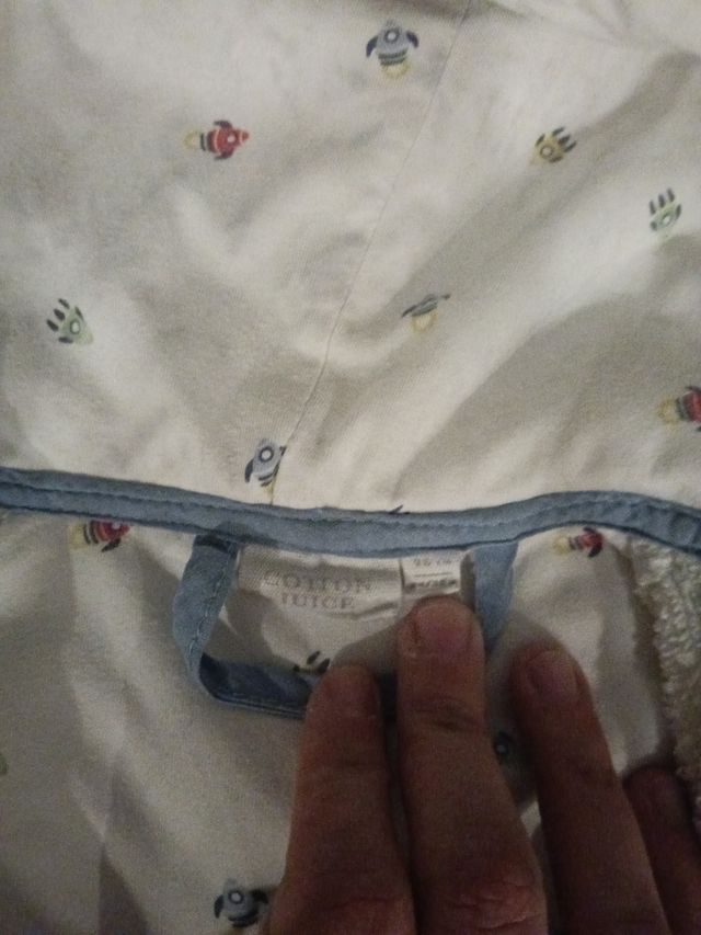 Albornoz niño blanco con capucha cottton juice