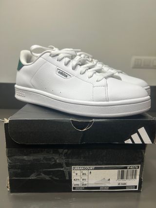 Adidas Urban Court Talla 42.5, nuevas.