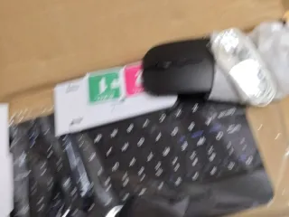 Mini Teclado y Ratón Inalámbricos Negros
