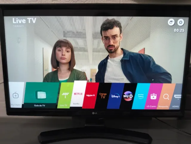 Televisor LG 24 Smart TV