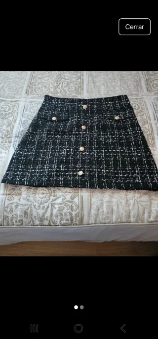 Falda tweed mujer botones dorados