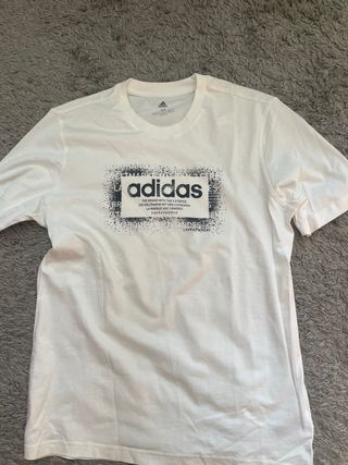 Lote Camisetas Adidas Blanca y Negra.   