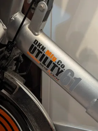Bicicleta Spinning DKN Utility 61