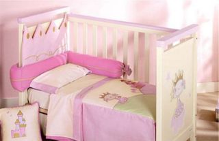 Cuna bebé con cajón y diseño princesa
