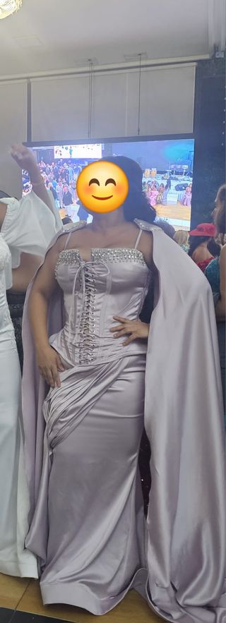 Vestido de fiesta rosa y plateado
