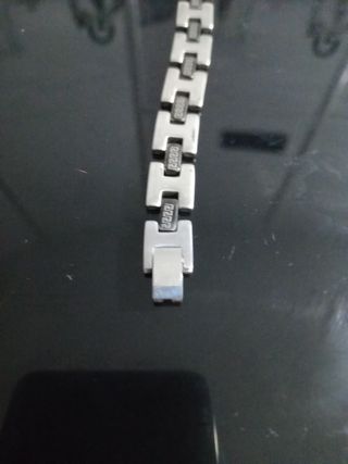 Pulsera de acero plateada