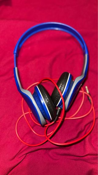 Cuffie Linq con cavo removibile blu e rosse