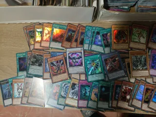 Lote 145 Cartas YuGiOh No Comunes Español